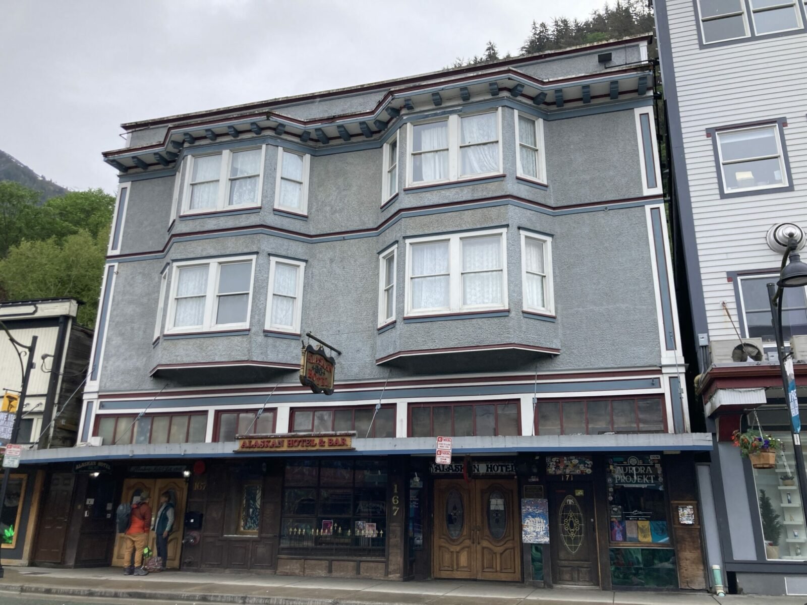Alaskan Hotel and Bar