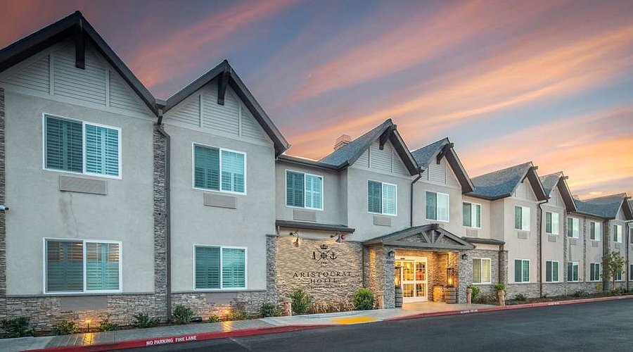 Aristocrat Hotel, BW Signature Collection