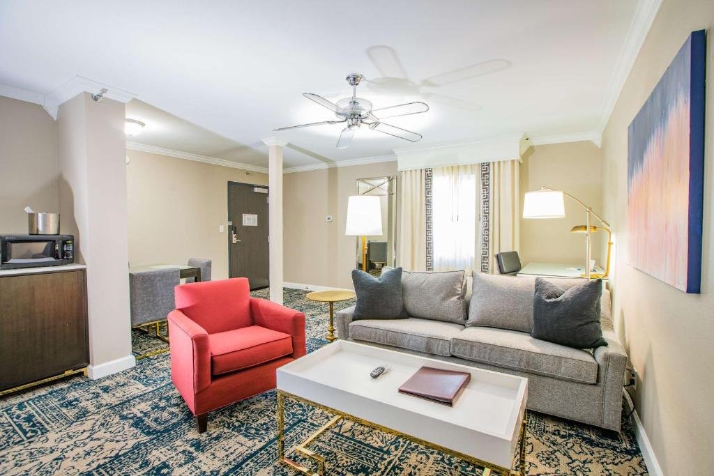 Signature Suite at The Burgundy Hotel
