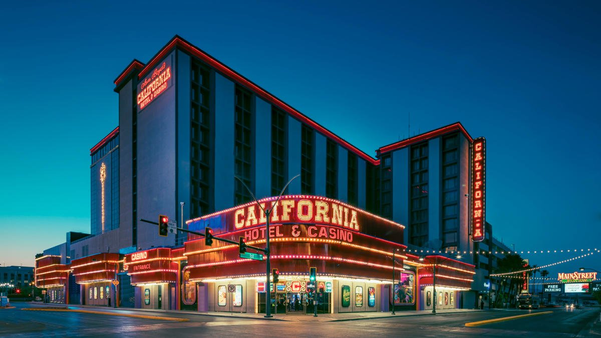California Hotel exterior view