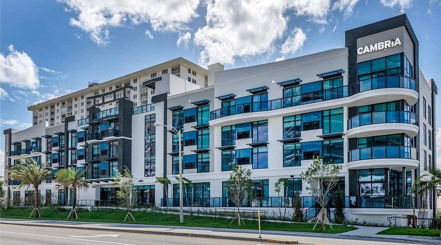 Cambria Hotel Fort Lauderdale Beach exterior view