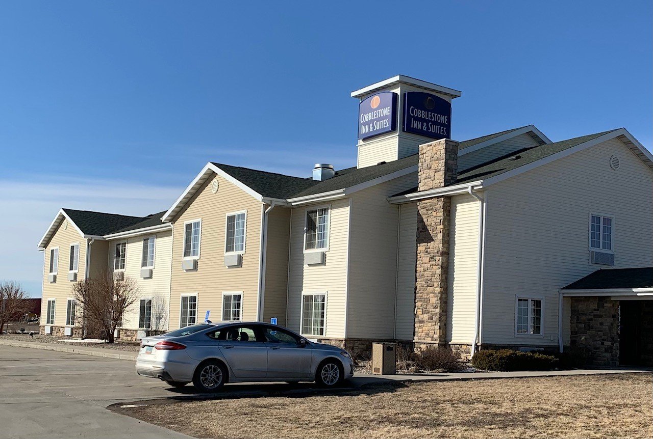 Cobblestone Hotel & Suites exterior view
