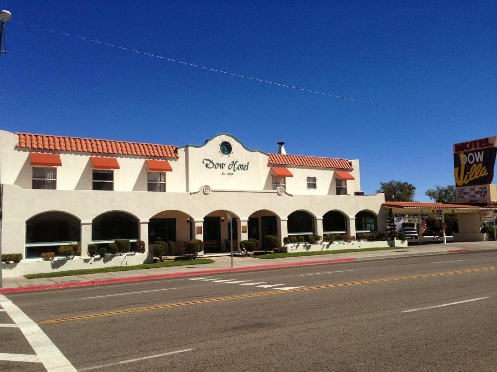 Dow Villa Motel