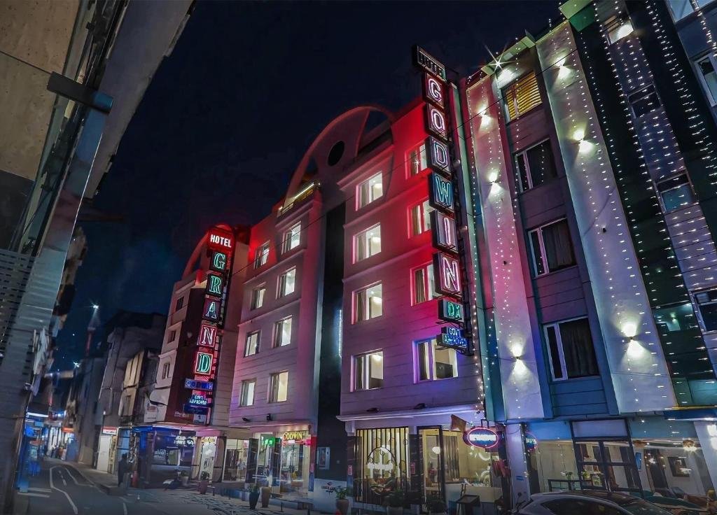 Hotel Godwin Deluxe