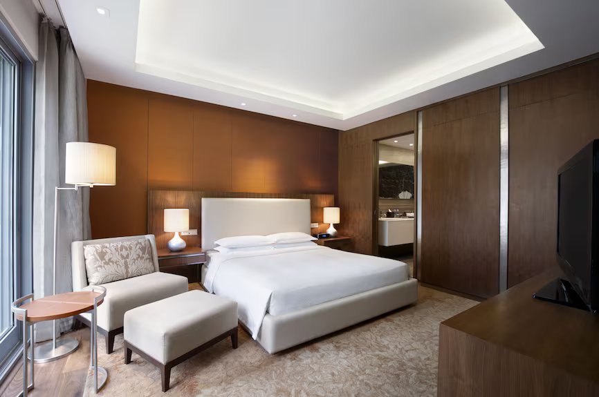 Deluxe Room at Grand Hyatt Mumbai