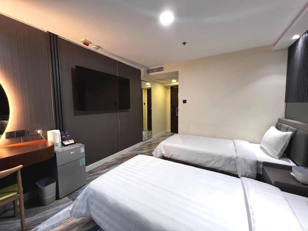 Guest Room at Hennessy Hotel