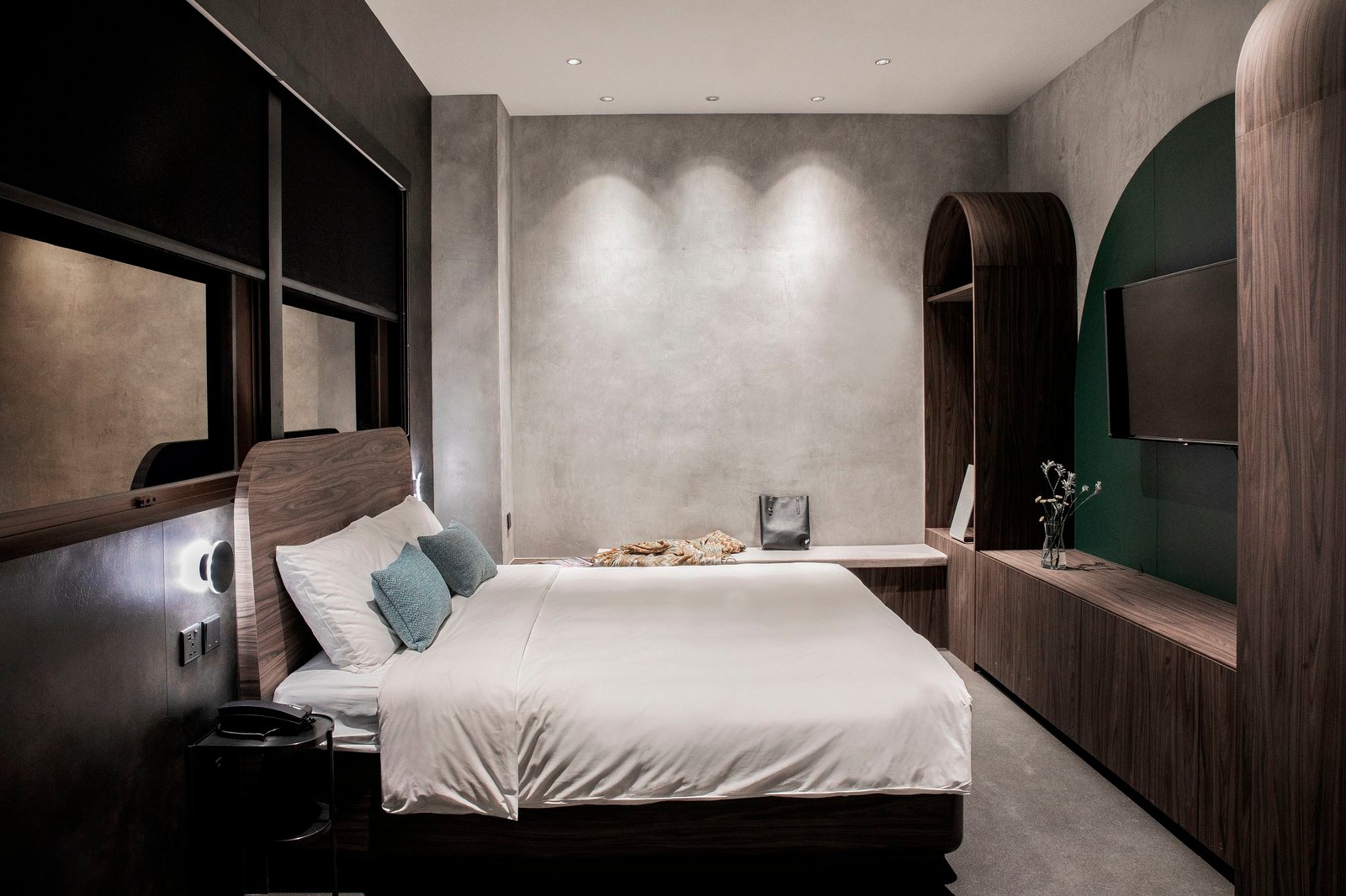 Guest Room at Hillwood House Hotel