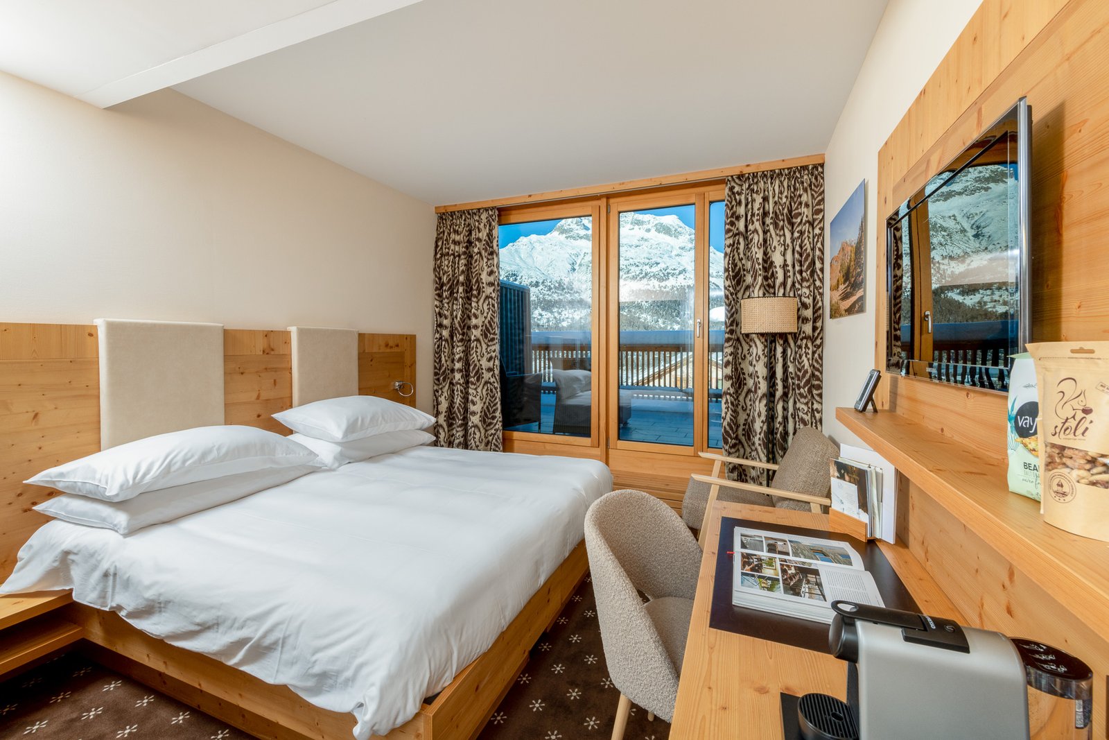 Deluxe Suite at Nira Hotel Batumi
