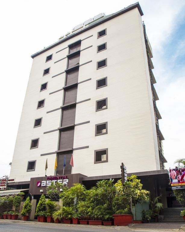 Hotel Oriental Aster Mumbai exterior view