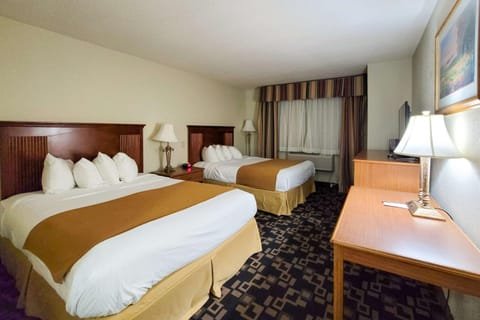 Suite at Coast Osoyoos Beach Hotel