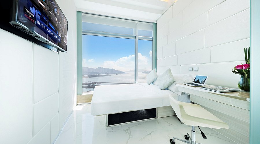 Deluxe Room at Page148