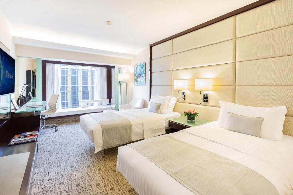 Presidential Suite at Regal Kowloon Hotel