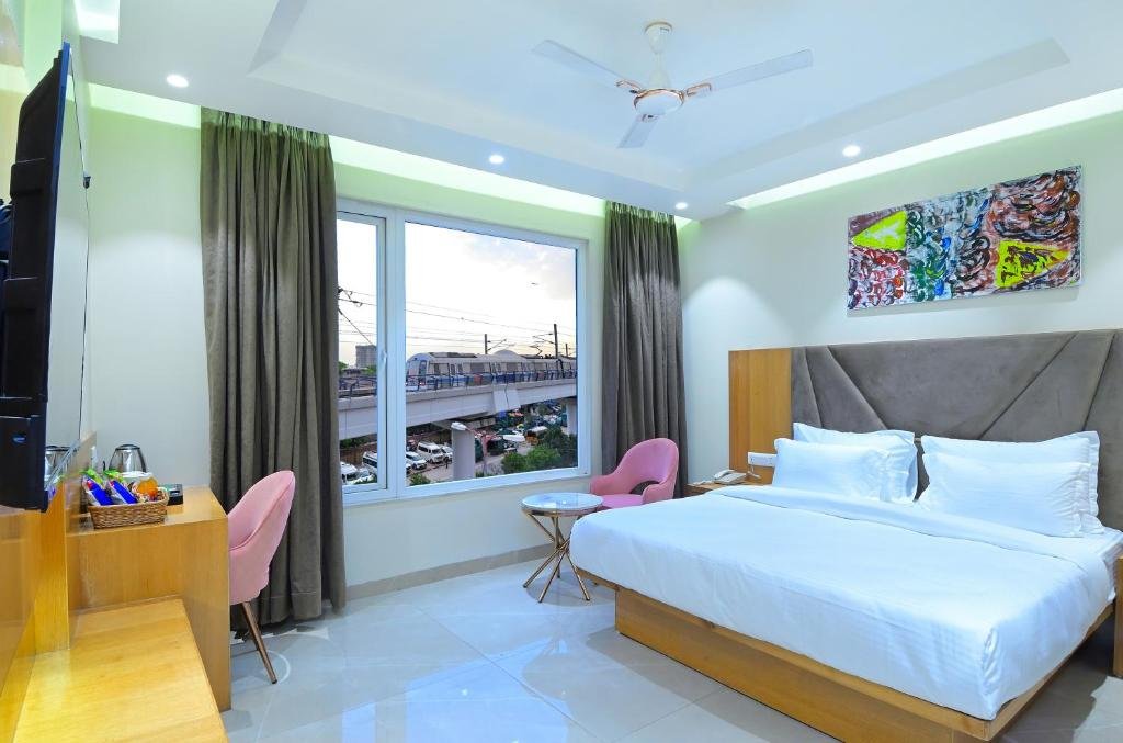 Deluxe Room at Hotel Shandon