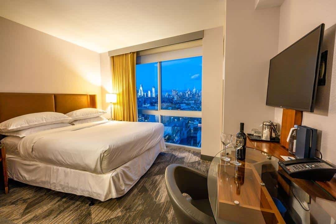 Deluxe Room at Sheraton Tribeca