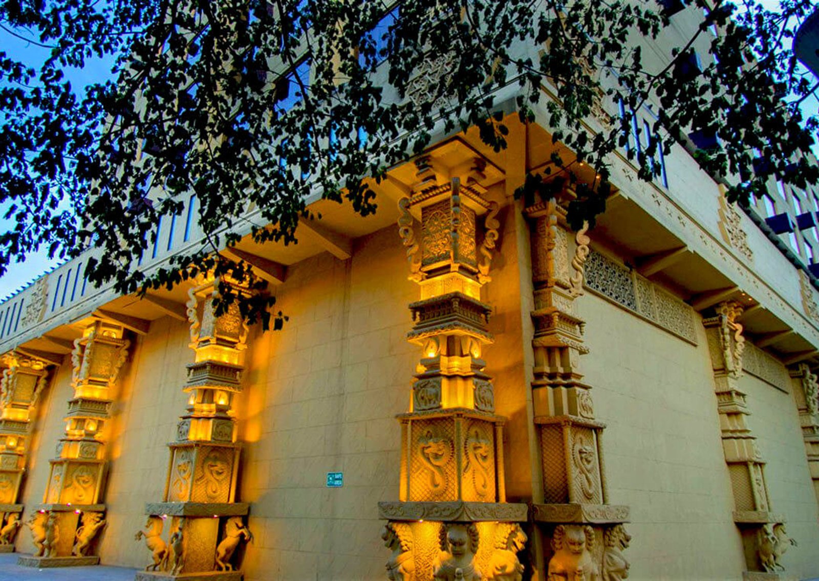 Sterling's Mac Hotel, Bangalore