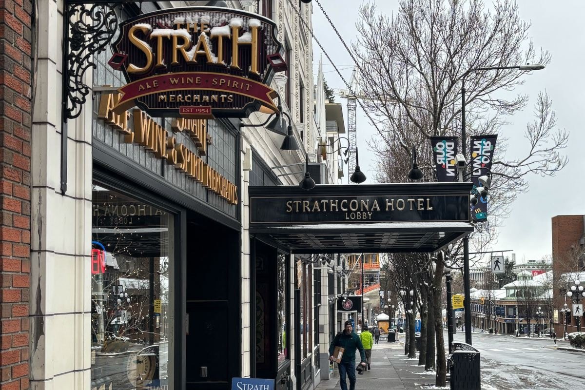 Strathcona Hotel exterior view