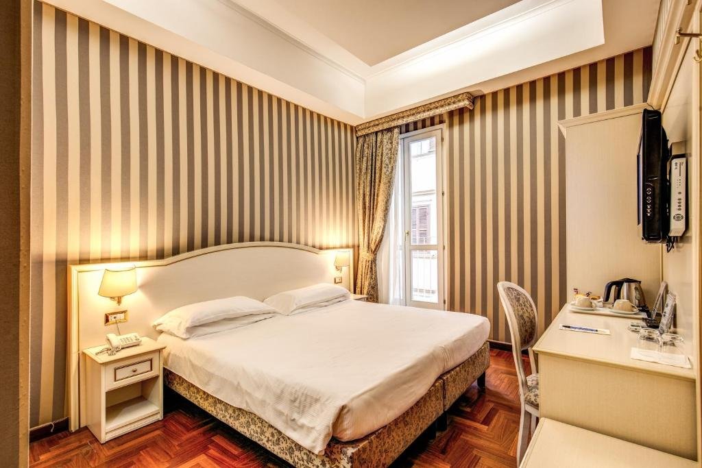 Guest Room at Trevi 41 Hotel Roma