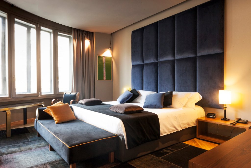 Guest Room at Triviho Hotel